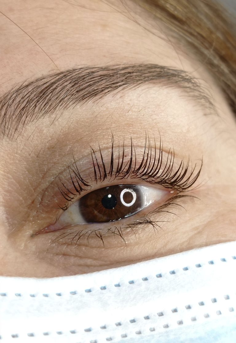 LIFTING Y TINTE DE PESTAÑAS – DEPISOFT